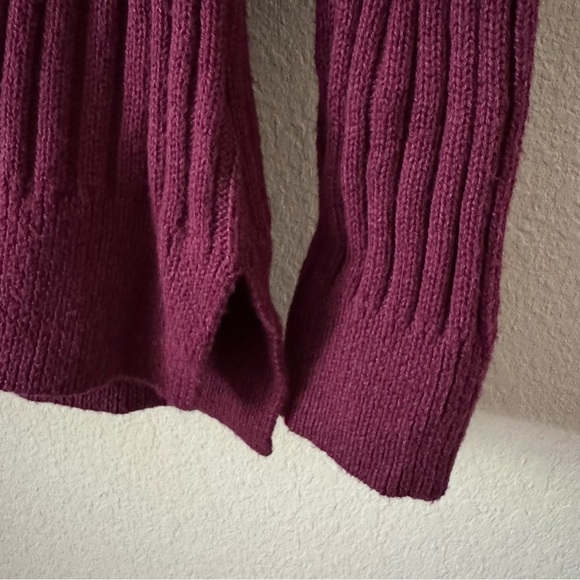 BANANA REPUBLIC | Maroon Long Sleeve Sweater NWT Size Medium - Picture 7 of 16